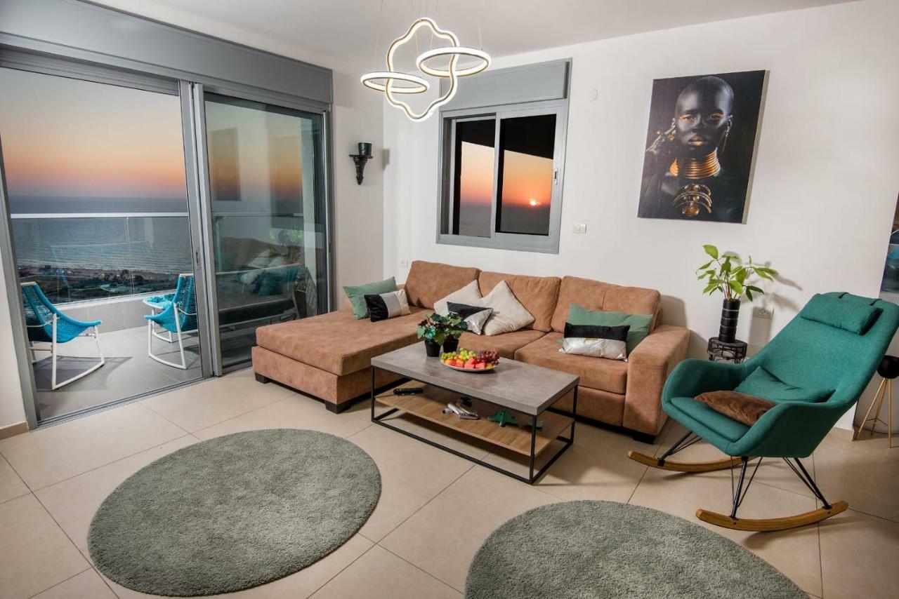 35Th Floor 4 Rooms On The Sea Bat Yam Exteriör bild