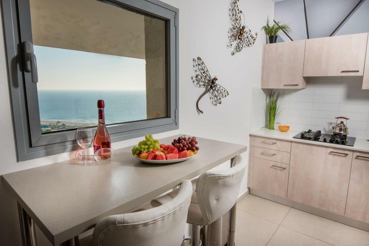 35Th Floor 4 Rooms On The Sea Bat Yam Exteriör bild